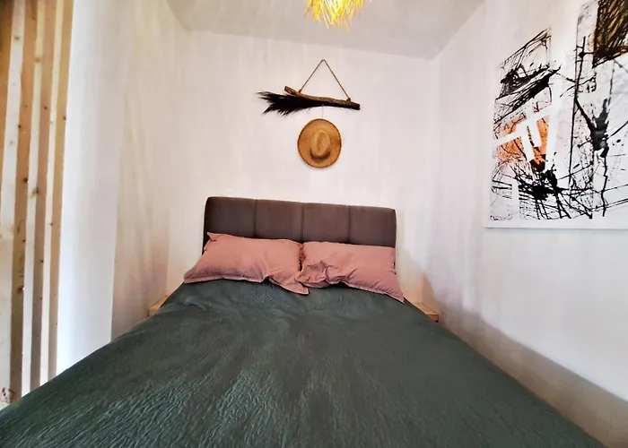 Art Apartment